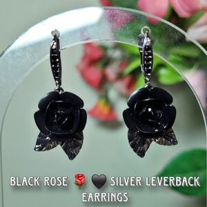NIB BLACK ROSE SILVER LEVERBACK EARRINGS. GOTH EMO GORGEOUS DETAIL.
